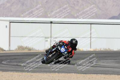 media/Jan-15-2026-Racers Edge (Thu) [[dfebeb70ab]]/2-A Group/Session 3 (Turn 16)/